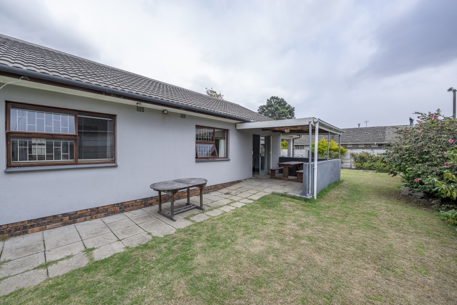4 Bedroom Property for Sale in Bracken Heights Western Cape